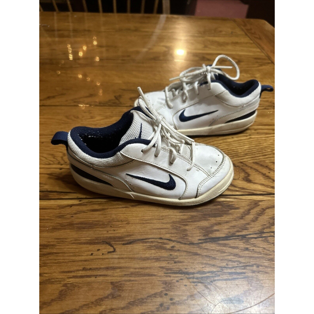 VTG 2009 Nike Play White Blue Sneakers Toddler Size 10CW